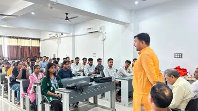 पर्यावरण बचाने के लिए सिर्फ भाषण नहीं, व्यवहार बदलने की जरूरत: एमजीसीयू के युवा संवाद में संदेश
