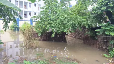 बेगूसराय: बखरी में मूसलाधार बारिश से जनजीवन अस्त-व्यस्त, सिमरी के पासवान टोला में घरों में घुसा पानी