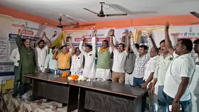 सारण: पंचायत परिसीमन के समर्थन में अमनौर में निकली धन्यवाद यात्रा, मुखिया संघ ने सरकार के फैसले को बताया ऐतिहासिक