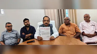 पूर्व एमएलसी विनोद कुमार सिंह ने छोड़ी कांग्रेस, बिहार नेतृत्व पर लगाए गंभीर आरोप