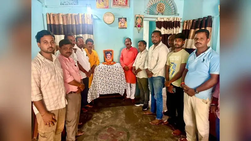 गोपालगंज में पूर्व मंत्री बृज बिहारी प्रसाद की 77वीं जयंती मनाई गई, वक्ताओं ने किया नमन