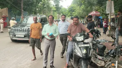 सारण में परिवहन विभाग का विशेष वाहन जांच अभियान, बिना हेलमेट 27 बाइक चालकों पर कार्रवाई