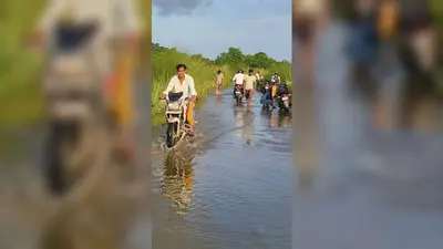 नेपाल की बारिश से उफान पर सिकरहना समेत चार नदियां, बंजरिया में बाढ़ का खतरा बढ़ा