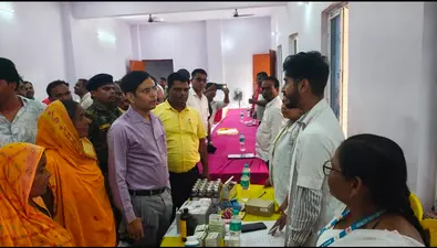 मोतिहारी में 'सहयोग शिविर' का आयोजन, सिरसामल पंचायत में उमड़ी ग्रामीणों की भीड़