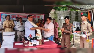 रोहतास: PM श्री-2 उच्च विद्यालय में कमांडिंग ऑफिसर के स्वागत की जोरदार तैयारी, NCC कैडेट्स ने रिहर्सल में दिखाया दम