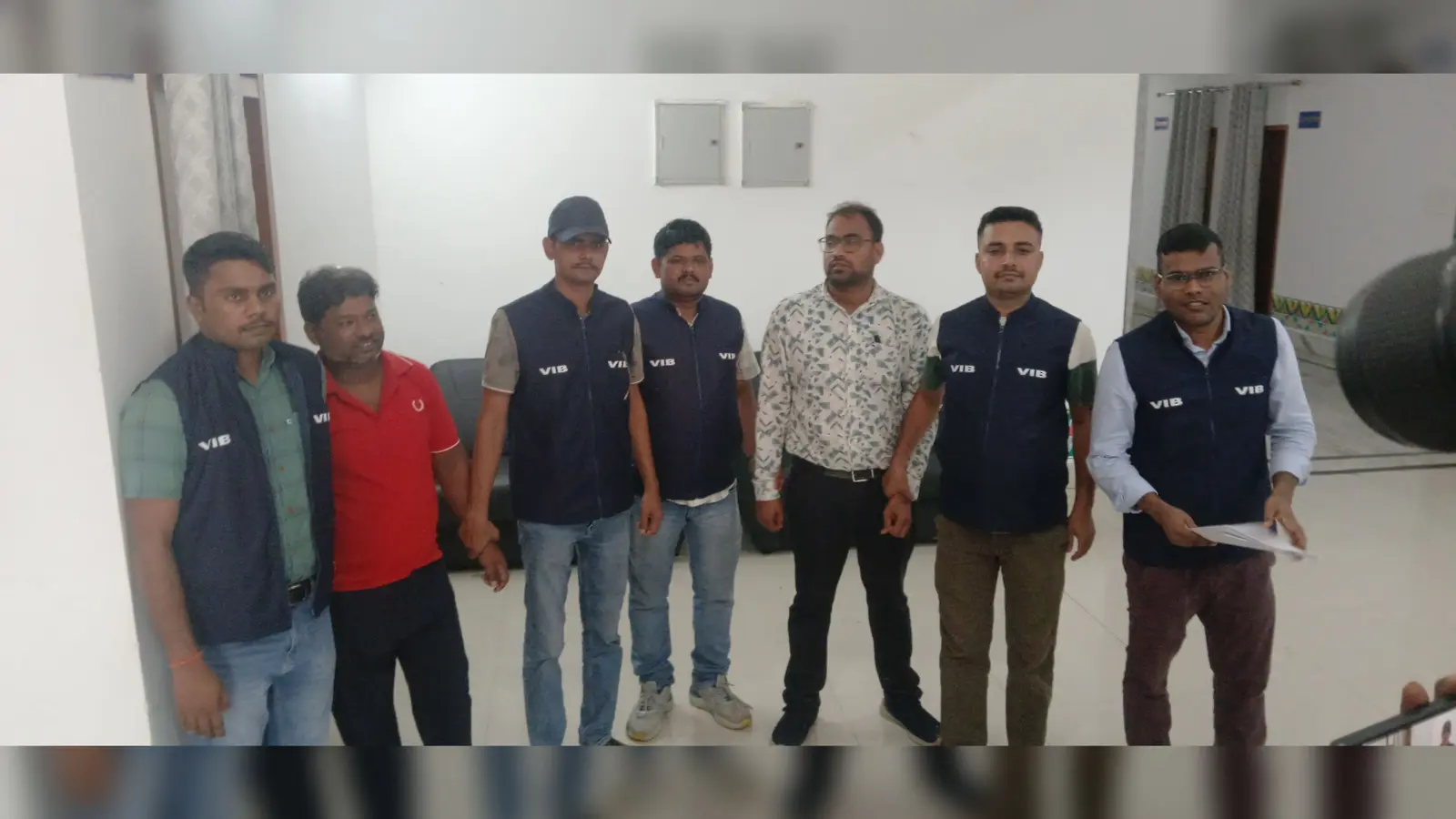 भागलपुर में बिजली विभाग के JE 4 हजार की रिश्वत लेते निगरानी ब्यूरो
के हाथों रंगे हाथ गिरफ्तार