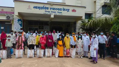 रोहतास: TB मुक्त भारत अभियान को मिली नई ताकत, चैनपुर में मरीजों को फूड बास्केट, निक्षय मित्र हुए सम्मानित