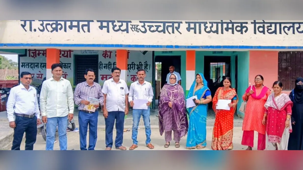 सीवान: बड़हरिया के सभी 30 संकुलों में एफएलएन मिशन पर शिक्षकों का प्रशिक्षण