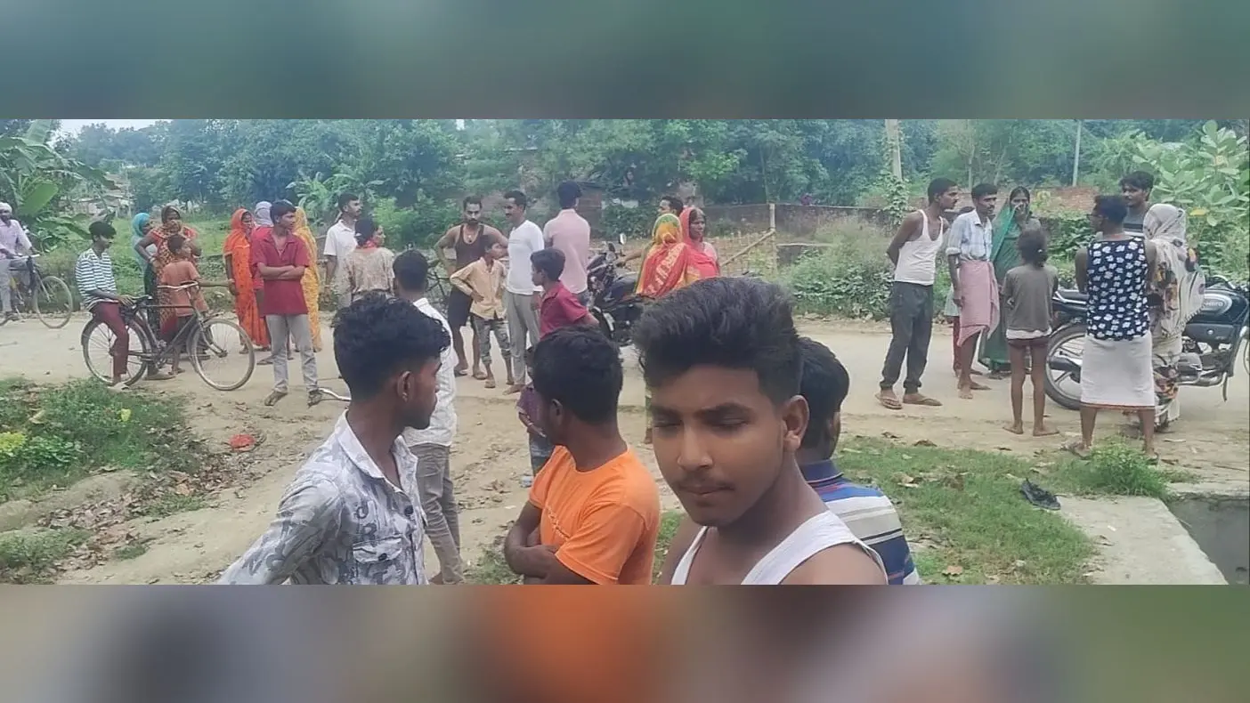 परसौनी में स्टैंड फैन के करंट से 26 वर्षीय युवक की मौत, सीएचसी पर इलाज में लापरवाही का आरोप