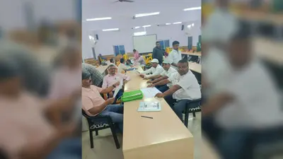 17 साल से प्रमोशन का इंतजार, नवादा के नियोजित शिक्षकों ने उठाई आवाज, हाईकोर्ट के आदेश के बाद भी नहीं मिली वरीयता