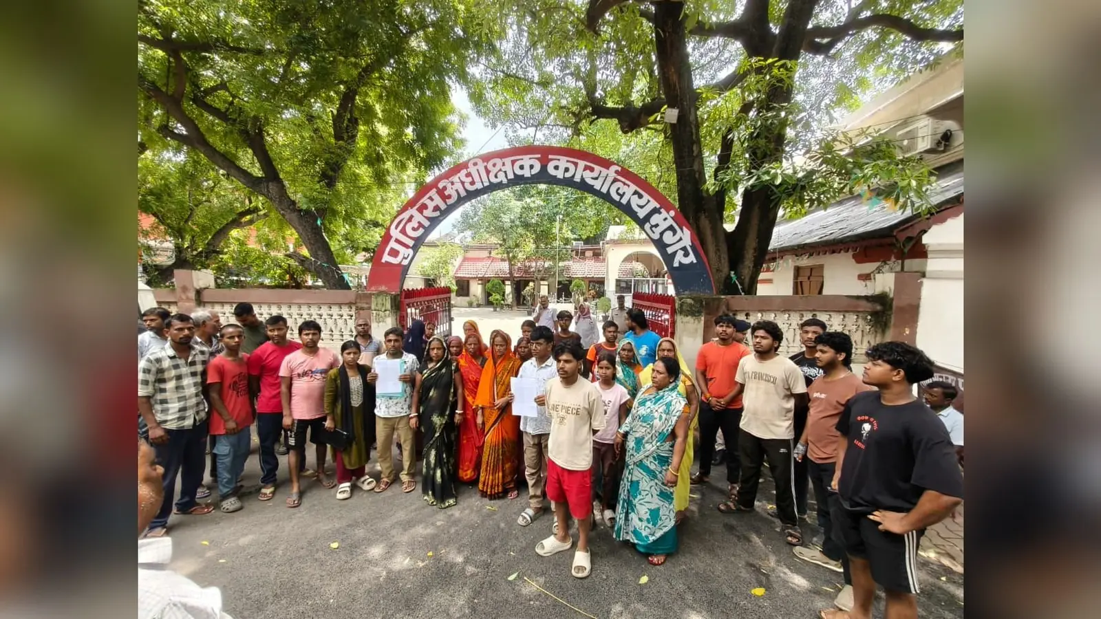 शिवम हत्याकांड : एक सप्ताह बाद भी आरोपितों की गिरफ्तारी नहीं होने पर सड़कों पर उतरे परिजन