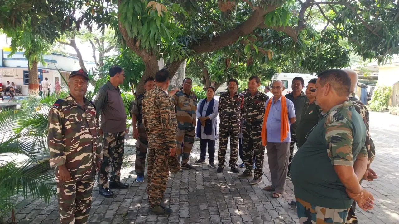 गोपालगंज: कुचायकोट सीएचसी में सुरक्षा व्यवस्था की समीक्षा, दलालों पर नजर रखने का निर्देश