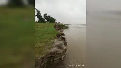 कोसी के बढ़ते जलस्तर से बलोरा घाट पर तेज कटाव, गांव छोड़ने को मजबूर हो रहे लोग, प्रशासन अलर्ट