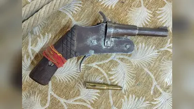 आरा: अवैध हथियार के साथ एक गिरफ्तार, देशी कट्टा और कारतूस बरामद