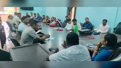 बेगूसराय: गढ़पुरा में नए राशन कार्ड को लेकर बैठक, पंचायत सचिवों और विकास मित्रों को दिए गए जरूरी निर्देश