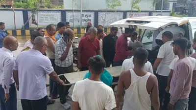 बिदुपुर में रील बनाने के चक्कर में हुआ सड़क हादसा, तेज रफ्तार बाइक की टक्कर से 68 वर्षीय नाइट गार्ड गंभीर घायल