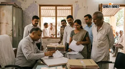 पूर्वी चंपारण में बड़ा प्रशासनिक फेरबदल, 160 राजस्व कर्मचारियों का तबादला, जानिए किस अंचल से कितने बदले