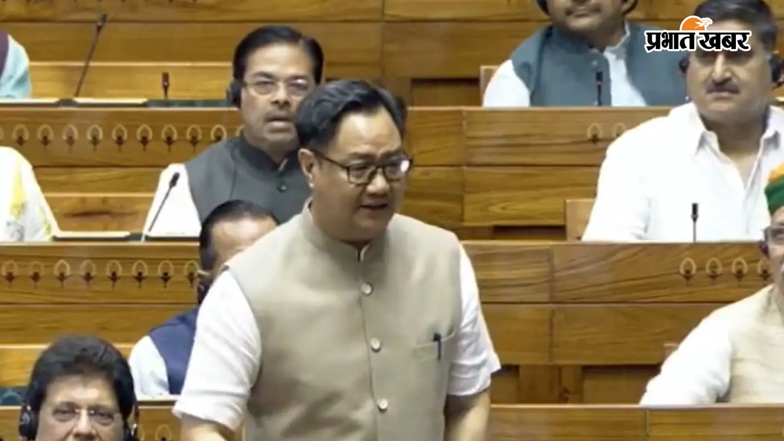 Parliament Monsoon Session : प्रदर्शन पर बोले अखिलेश, कांग्रेस ने बुलाया और हम सारा काम छोड़कर चले गए