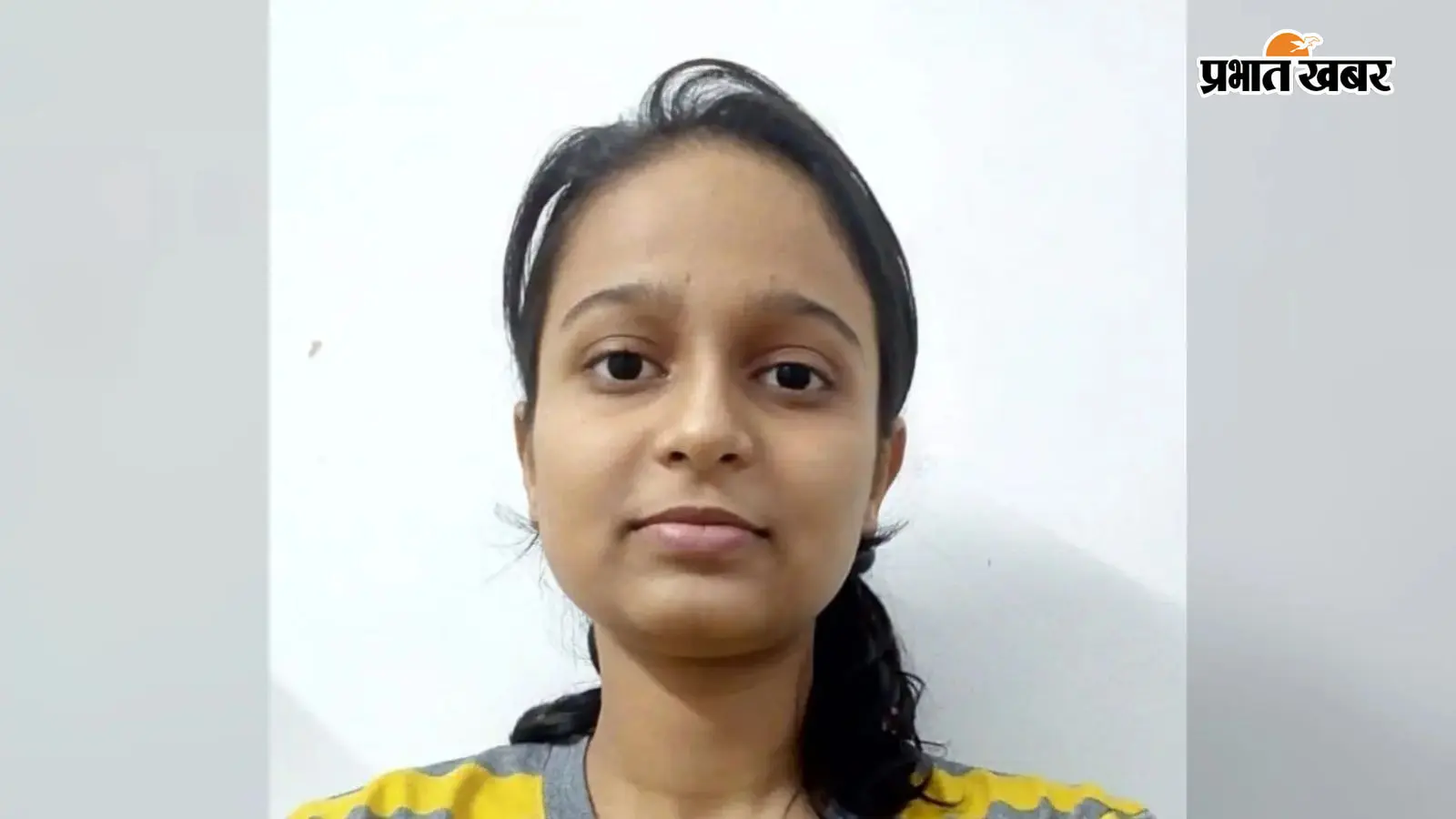 बेगूसराय की बेटी आकांक्षा ठाकुर ने MBBS में लहराया परचम, गोल्ड मेडल के लिए चयनित