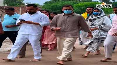प्रेमानंद महाराज के आश्रम पहुंचे विराट-अनुष्का, वीडियो वायरल