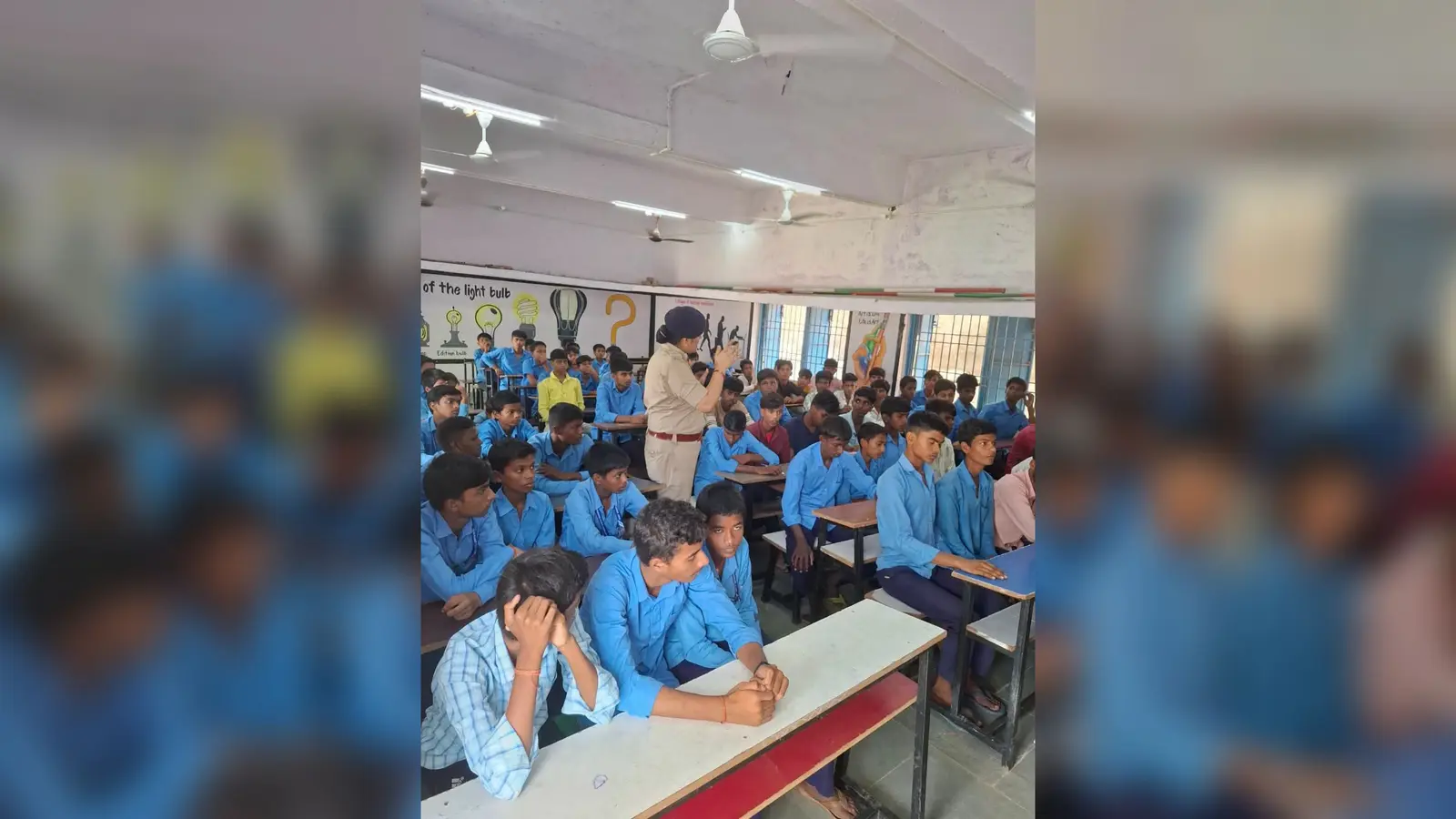 अरवल के पीएम श्री विद्यालय में साइबर जागरूकता अभियान, छात्र-छात्राओं को ऑनलाइन ठगी से बचाव की दी जानकारी