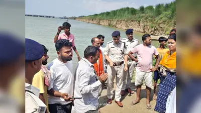 आरा : मौजमपुर में गंगा कटाव का एसडीएम ने लिया जायजा, दूसरे स्थान से बालू भराई का दिया निर्देश