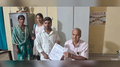 गोपालगंज: स्नातक नामांकन में पारदर्शिता की मांग, जन शक्ति छात्र परिषद ने प्राचार्य को सौंपा ज्ञापन