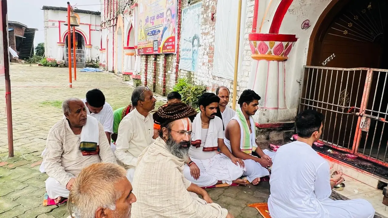 सीवान: सिद्ध गुफा चकरी योगाश्रम में गुप्त नवरात्र पर पाठात्मक शतचंडी महायज्ञ संपन्न