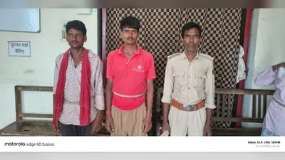 कैमूर: हाटा बाजार से दो फरार वारंटी गिरफ्तार, गैर जमानती वारंट पर पुलिस की कार्रवाई