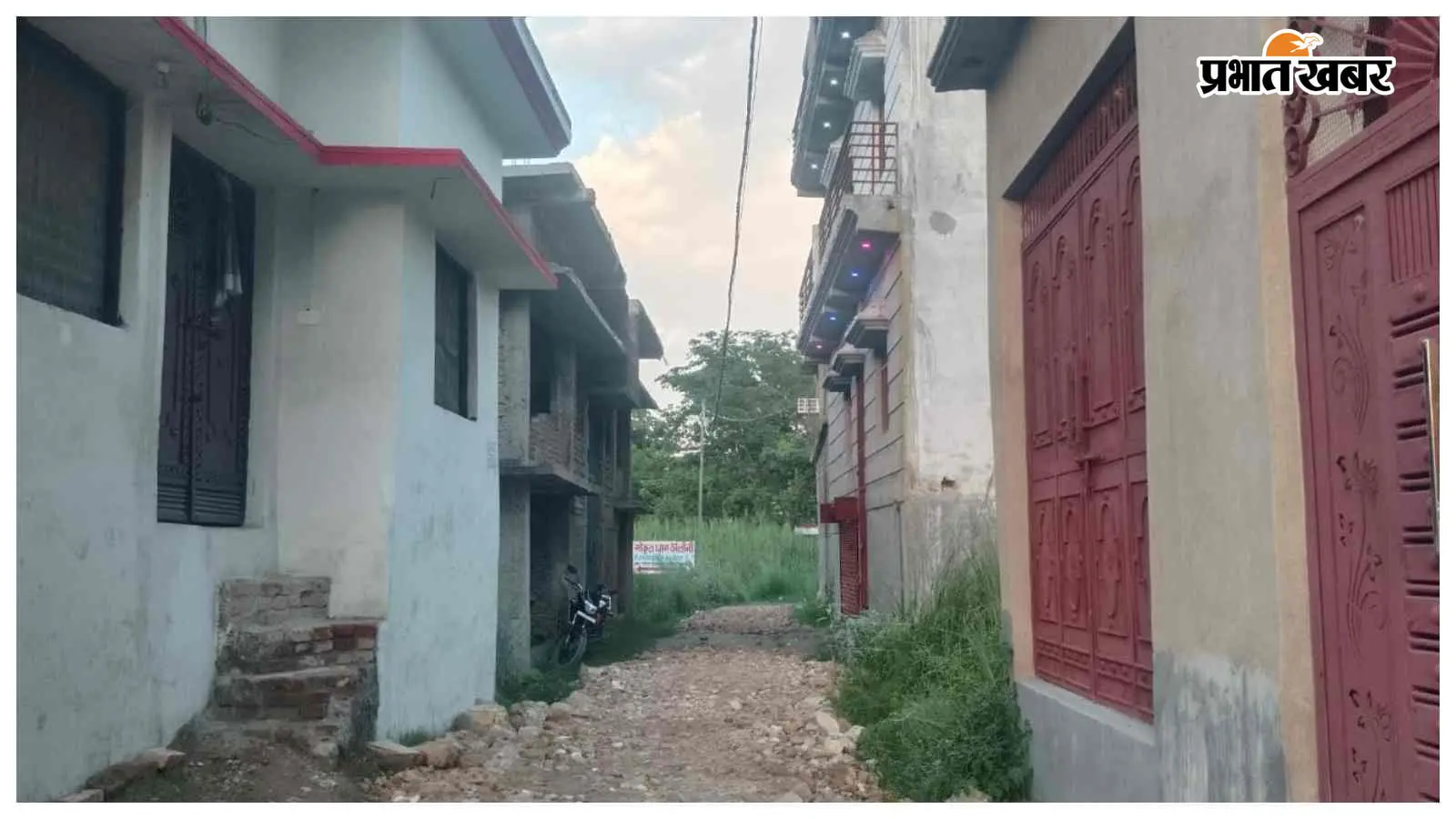 बेतिया: विज्ञान नगर में जनसहयोग से बनी 300 मीटर मोटरेबल सड़क, पक्की सड़क की उठी मांग