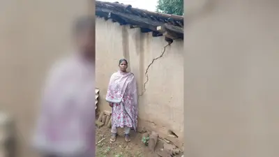 भारी बारिश से गांव के घरों को नुकसान, समाजसेवी विनीत गोप ने लिया जायजा
