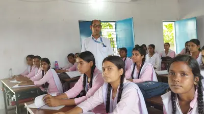 कटोरिया में छात्राओं को मिली 'प्रज्ञा योजना' की जानकारी, 1,000 बालिकाओं को मिलेगा छात्रवृत्ति का लाभ