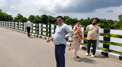 सात साल में ही बदहाल हुआ बदुआ नदी का पुल, फिर उभरी तकनीकी खामियां, अधिकारियों ने किया निरीक्षण