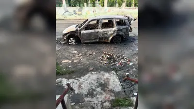 पेट्रोल पंप के सामने धूं-धूं कर जली शराब से लदी XUV, पुलिस से बचने को तस्करों पर आग लगाने की आशंका