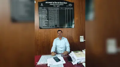 सुपौल में लोक शिकायत निवारण कार्यालय की बड़ी पहल: रेल लाइन परियोजना प्रभावित भू-स्वामी को मिलेगा ₹9.26 लाख का रुका मुआवजा