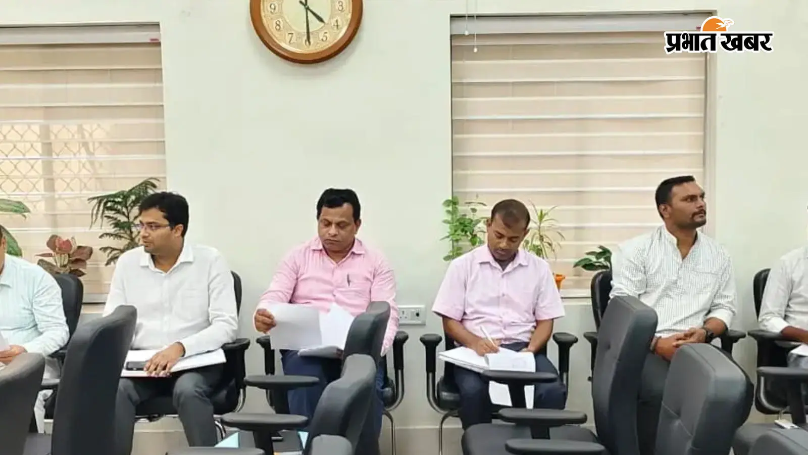 बिहारशरीफ में CMR आपूर्ति पर डीएम उदिता सिंह सख्त, एक सप्ताह में 100 प्रतिशत लक्ष्य पूरा करने का अल्टीमेटम