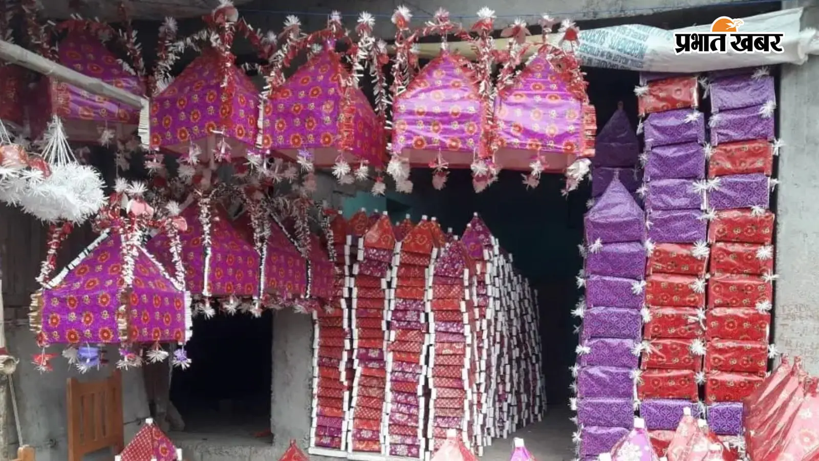 बेगूसराय में विलुप्त हो रही नागपंचमी पर झाप बनाने की खानदानी कला, रोजी-रोटी के लिए पलायन कर रहा मालाकार समाज