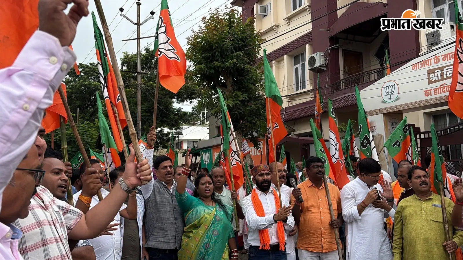 Jharkhand Congress Protest Live: जुटने लगे कांग्रेस कार्यकर्ता, बीजेपी ने भी संभाला मोर्चा