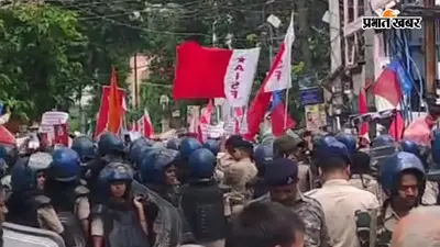 बेगूसराय में छात्रों का प्रदर्शन, कैंटीन चौक पर फाड़े पोस्टर, भारी पुलिस बल तैनात