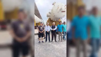 बरौनी रिफाइनरी के लिए जलमार्ग से सिमरिया घाट पहुंचे विशाल वेसल्स, उतारने की तैयारी तेज