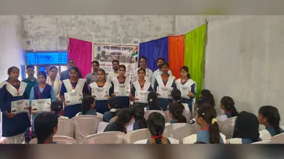 सीवान: हसनपुरा में क्विज, निबंध और चित्रकला प्रतियोगिता के विजेताओं का सम्मान, मेडल व प्रशस्ति पत्र देकर बढ़ाया उत्साह