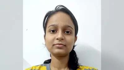 बरौनी की बेटी डॉ आकांक्षा ने MBBS में लहराया परचम, सर्जरी में उत्कृष्ट प्रदर्शन के लिए गोल्ड मेडल से होंगी सम्मानित