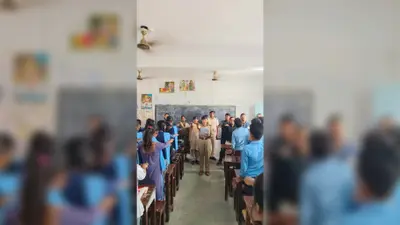 औरंगाबाद में ऑपरेशन सिद्धि के तहत गोह पुलिस ने छात्रों को दिलाई जिम्मेदार नागरिक बनने की शपथ