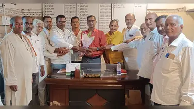 सीवान: बसंतपुर के नये BDO राकेश कुमार का स्वागत, विकास योजनाओं को पारदर्शी तरीके से लागू करने का दिया भरोसा