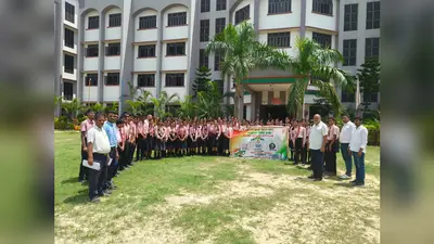 पीएम आवास योजना पर छात्रों ने दिखाई रचनात्मकता, रक्सौल में निबंध और चित्रकला प्रतियोगिता आयोजित