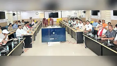 बक्सर की 42 पंचायतों में खेल मैदान निर्माण में तेजी लाने का निर्देश, पर्यटन परियोजनाओं की भी डीएम ने की समीक्षा