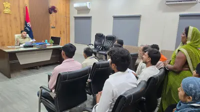 सीवान: एसपी के जनता दरबार में पहुंचे 21 फरियादी, थानेदारों को त्वरित कार्रवाई का निर्देश
