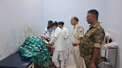 गोपालगंज में चलती बाइक से गिरी महिला और मासूम बच्ची, दोनों गंभीर रूप से घायल