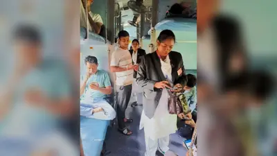 धनबाद मंडल ने बिना टिकट के सफर कर रहे यात्रियों से वसूला 6.45 लाख रुपए का जुर्माना
