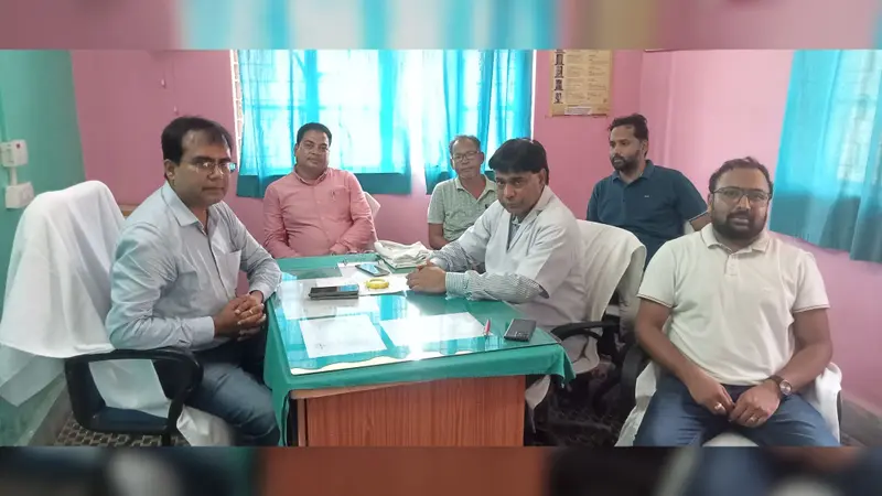 रेफरल अस्पताल में स्वास्थ्य सेवाओं की समीक्षा, बेहतर इलाज पर दिया गया जोर
